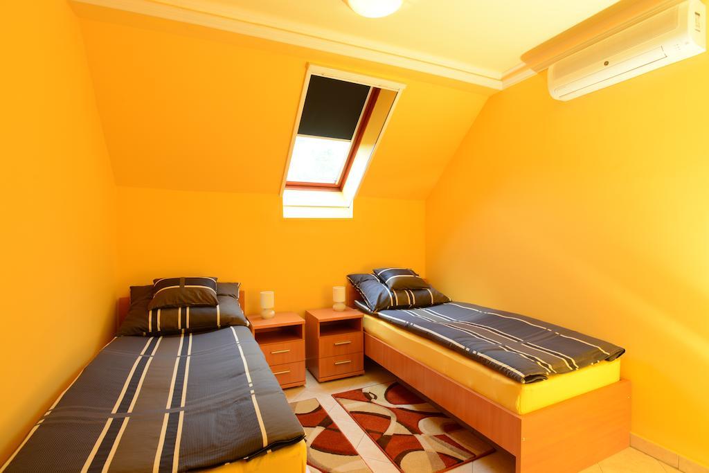 Aparthotel Nexus Vendeghaz Szegedin Exterior foto